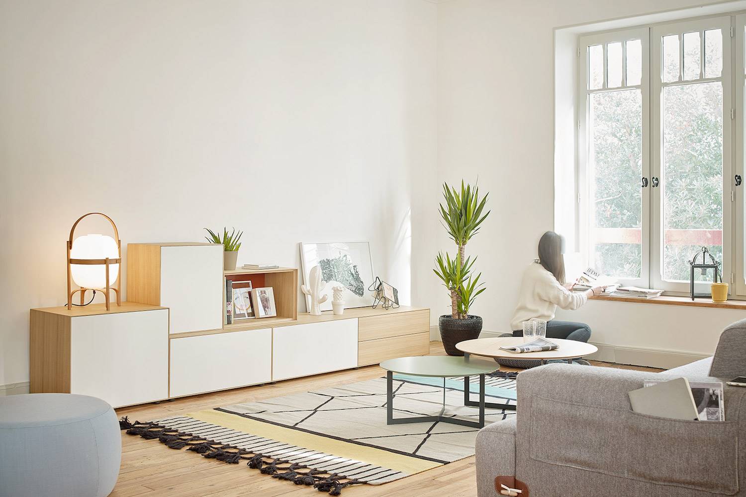 [ ] Muebles Lluesma